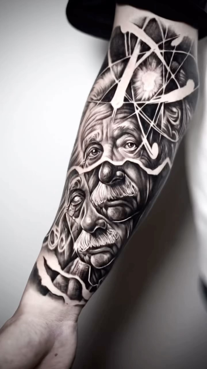 Prime Ink steht für professionelle Tattoos, die auf deine individuellen Wünsche zugeschnitten sind. In einem ausführlichen Beratungsgespräch gehen wir auf all deine Vorstellungen ein und sorgen dafür, dass dein Tattoo präzise und genau nach deinen Wünschen gestaltet wird. Unsere erfahrenen Künstler arbeiten mit modernster Technik und höchstem handwerklichen Geschick, um dir ein Tattoo zu bieten,…